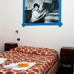 Oda ve Kahvaltı Casa Del Monacone Napoli