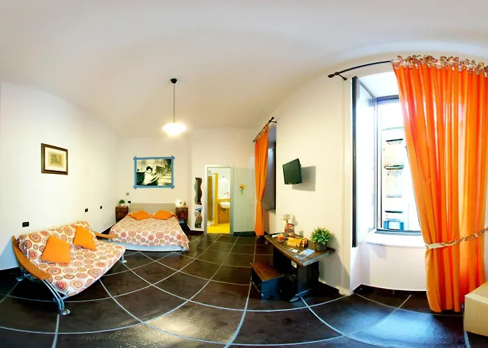 Casa Del Monacone 4* נאפולי
