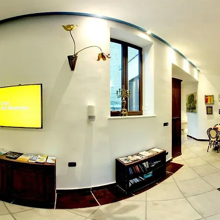 Casa Del Monacone 2* ナポリ