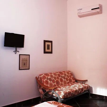 Casa Del Monacone 2* ナポリ