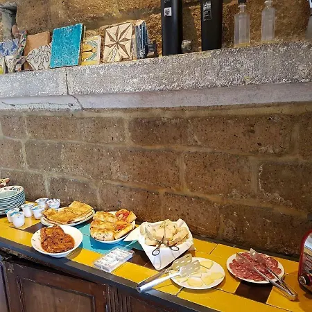 Casa Del Monacone ベッド・アンド・ブレックファスト