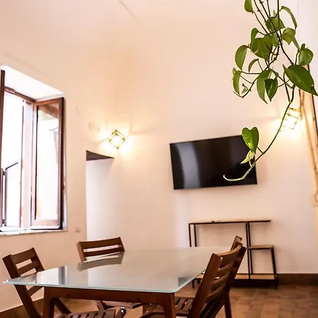 Frühstückspension Casa Del Monacone 4*